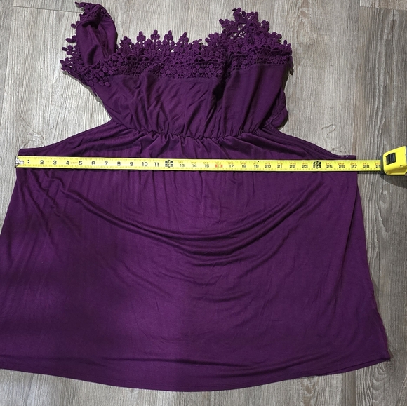 Lane Bryant maroon off the shoulder blouse size 22/24 - Picture 4 of 7